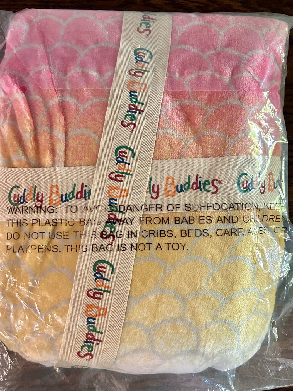 Berkshire Kids Plush Blanket - Pink, Yellow & White Scallop Print Mermaid Tail.